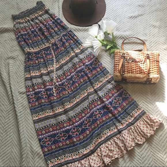 Dresses & Skirts - Strapless Mixed Pattern Maxi Dress.